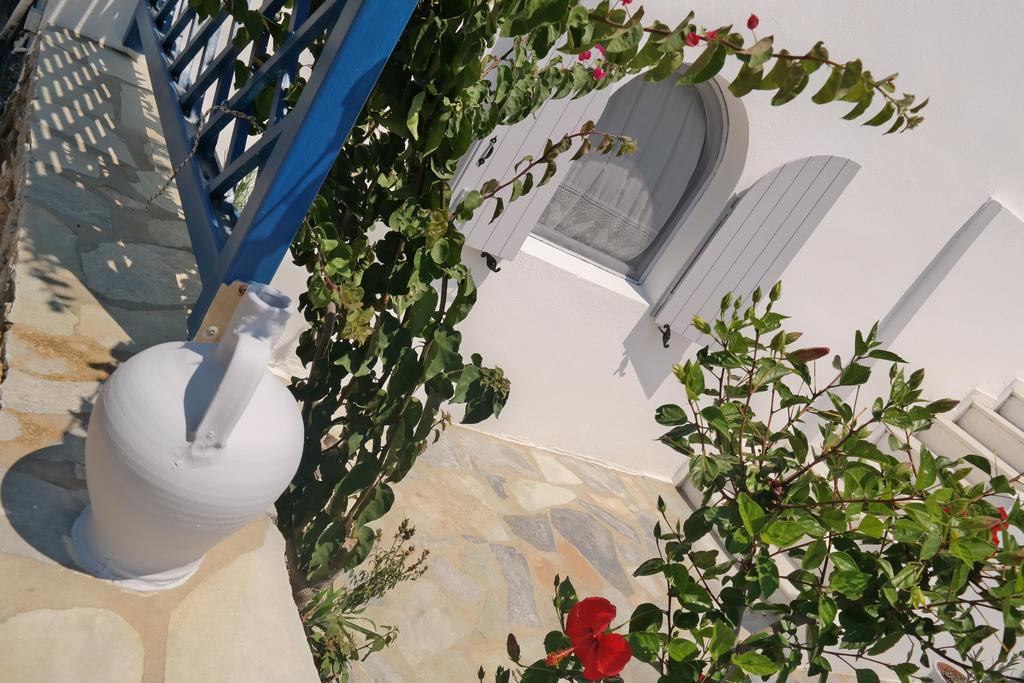 Maroussa Studios Agia Anna  Екстер'єр фото