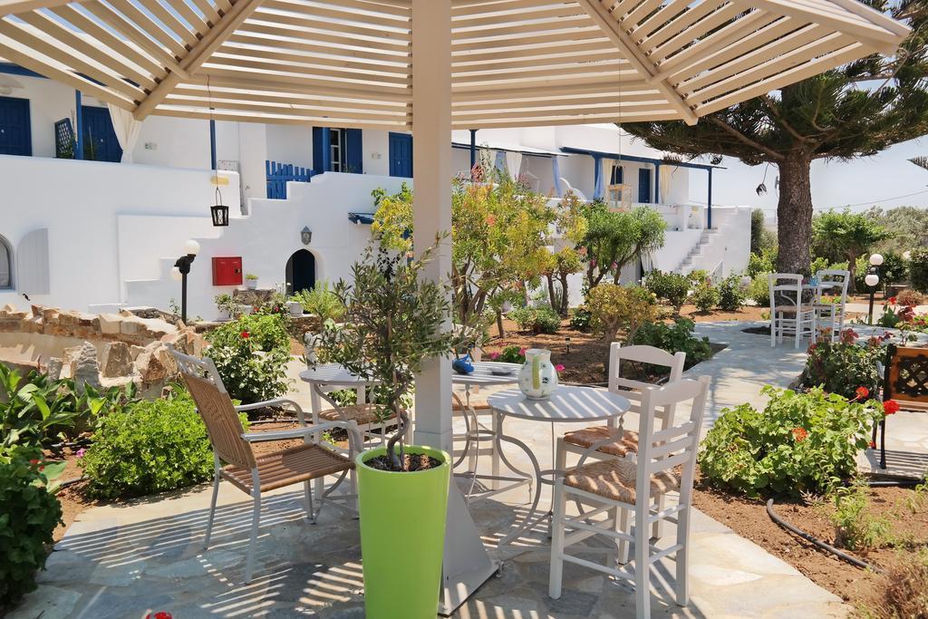 Maroussa Studios Agia Anna  Екстер'єр фото