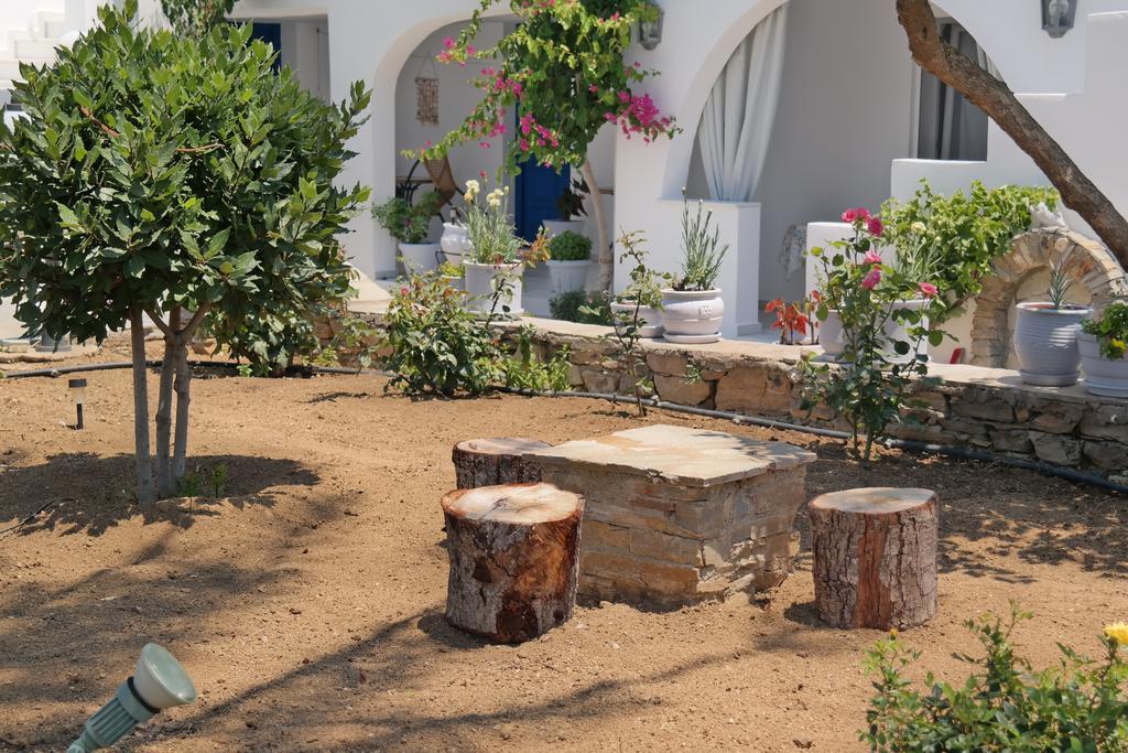 Maroussa Studios Agia Anna  Екстер'єр фото